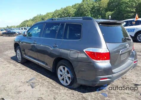 2011 Toyota Highlander Se V6 from USA, damaged, VIN 5TDBK3EH1BS048643